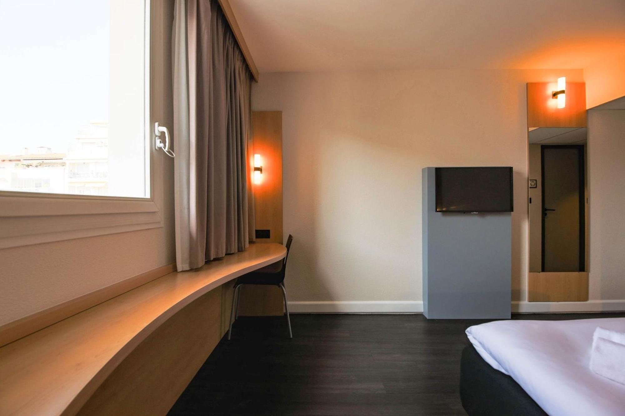 Easyhotel Nice Old Town Ngoại thất bức ảnh